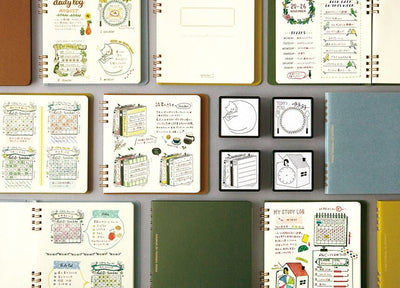 Paintable stamp -book tracker-