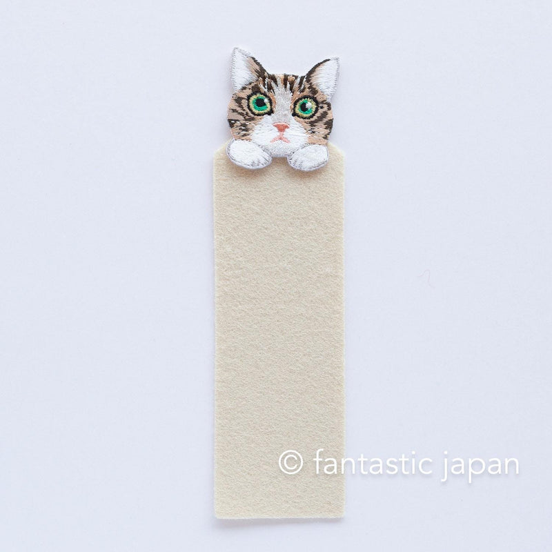 Cat bookmarker / brown tabby