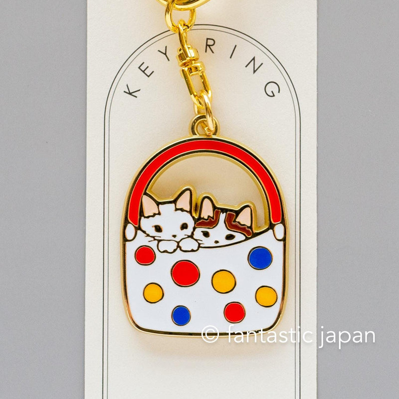 Pottering cat metal Key chain -polka dot bag-
