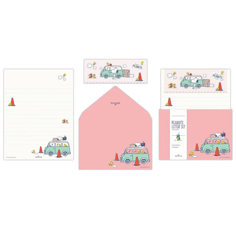 Hallmark / Peanuts Snoopy letter set / Let&