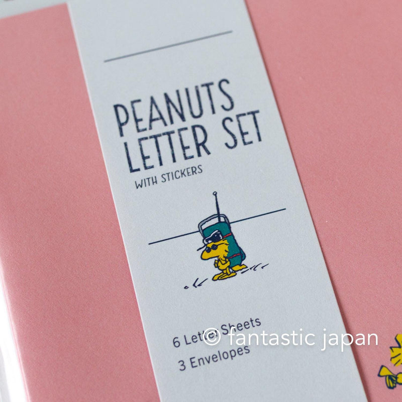 Hallmark / Peanuts Snoopy letter set / Let&