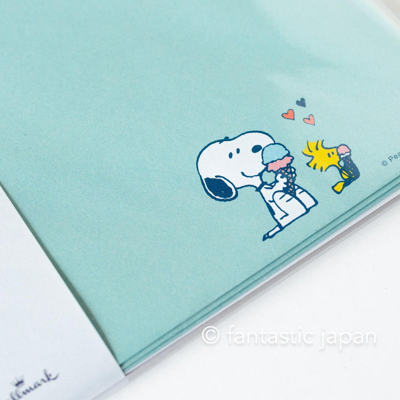 Hallmark / Peanuts Snoopy letter set / Let&