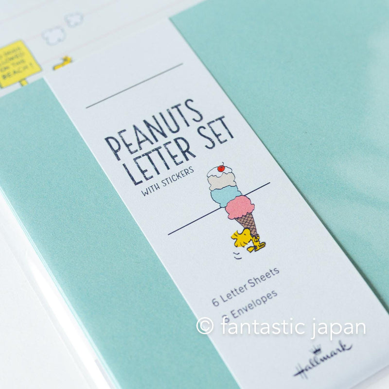 Hallmark / Peanuts Snoopy letter set / Let&