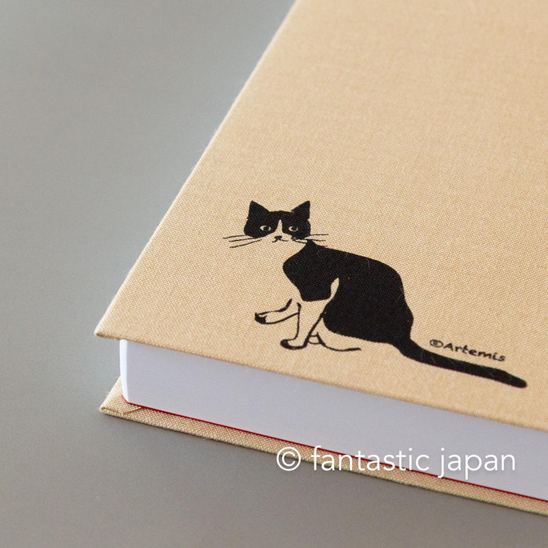 ARTEMIS / Three year diary -camel-