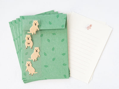Letter set with fluffy sticker -kuacka wallaby-