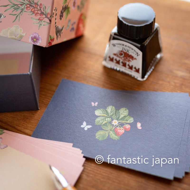 Pink Notes Box Message notes in a pink box by BUFFET STYLE – Fantastic Japan