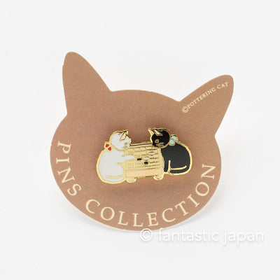 Pottering Cat hard enamel pin -go-
